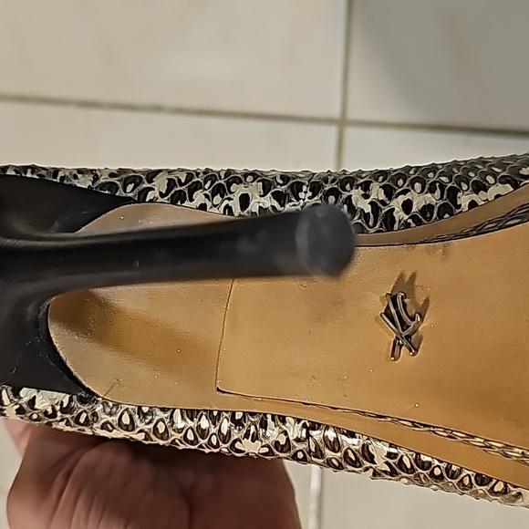 Kenneth Cole snake skin booties - Picture 8 of 9